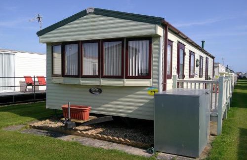 Ingoldmells House | Golden Sands Westmorland GS 6 Berth Blow Heated Access to the Beach