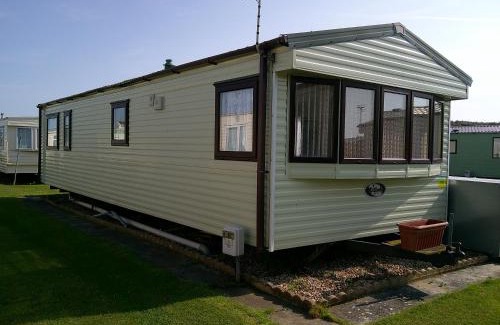 Ingoldmells House | Golden Sands Westmorland GS 6 Berth Blow Heated Access to the Beach
