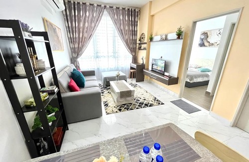 Bandar Kota Bharu Apartment | GOLDEN TROIKA KOTA BHARU - 2 bedrooms
