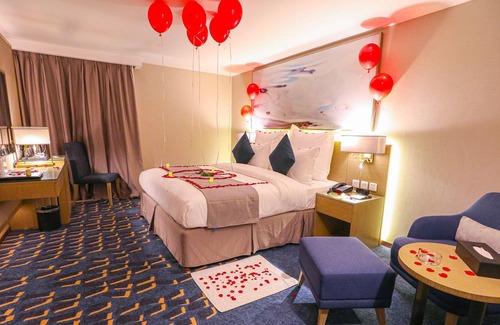 Unaizah Hotel | Golden Tulip AL Waha Hotel - Unayzah