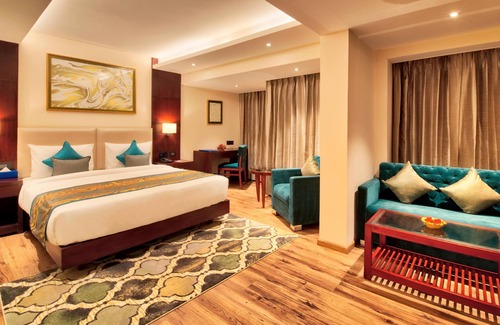 Panch Batti Hotel | Golden Tulip Essential Jaipur