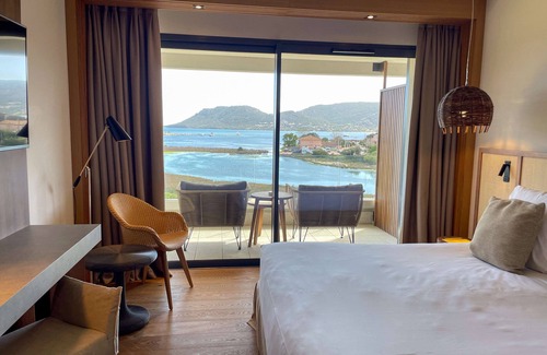 Porto-Vecchio Hotel | Golden Tulip Porto Vecchio
