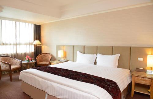 Beitun District Hotel | Golden Tulip Zhong Xin Hotel Taichung