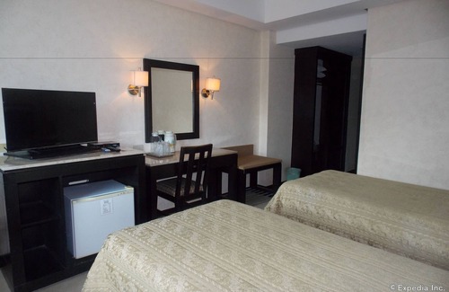Bacolod Hotel | Goldenfield Kundutel Hotel