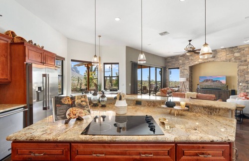 Apache Junction House | Goldfield360 - Stunning Views Hiking Jacuzzi Bliss
