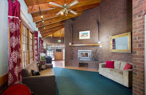 Stawell Hotel | Goldfields Motel
