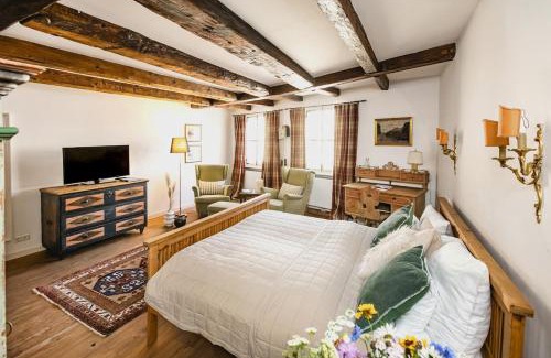 Altstadt Apartment | Goldgasse Apartments de Luxe