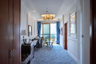 Seogwipo City Hotel | GoldOne Hotel & Suites
