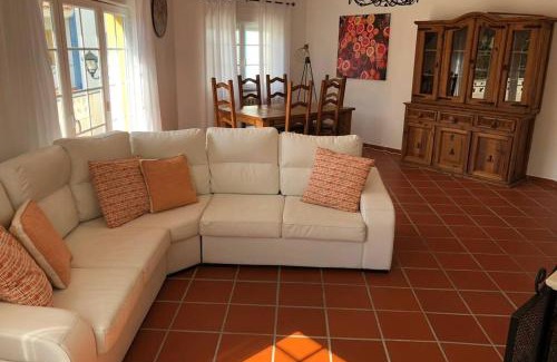 Praia del Rei Apartment | Golf, Beach & Pool House