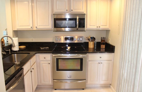 Fort Walton Beach - Destin Villa | Golf Cart! Pool on Lake! Linkside Village 466!