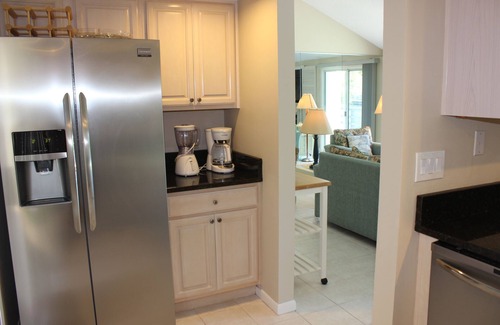 Fort Walton Beach - Destin Villa | Golf Cart! Pool on Lake! Linkside Village 466!