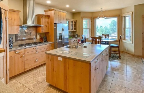 Cascade Apartment | Golf Coast View .