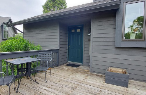 Cedar Condo | Golf Condo 2 miles from Good Harbor beach