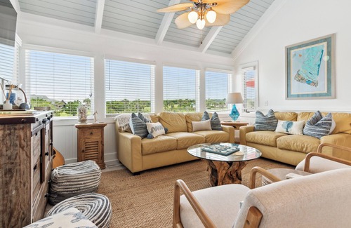 Bald Head Island Villa | Golf course view villa next to BHI Club, recently renovated!