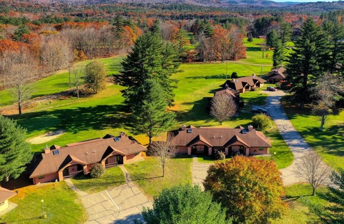 Woodstock Apartment | Golf Course View Studio w/ Fast WiFi plus Shared Pools, Hot Tub, & Game Room
