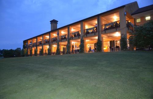Agrate Conturbia Hotel | Golf Hotel Castelconturbia