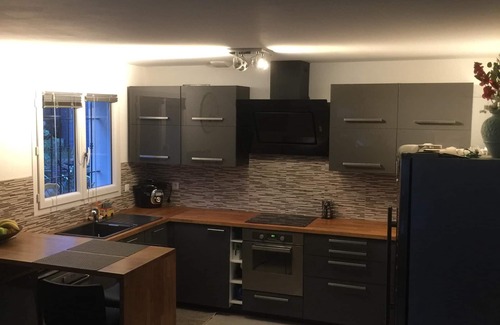 Preconil Villa | GOLFE DE SAINT-TROPEZ - VILLA SLEEPS 8 4 BEDROOMS