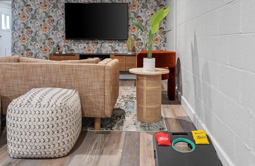 Pepper Ridge House | GOLFER'S PARADISE: SPA + GOLDEN TEE GAME + MORE