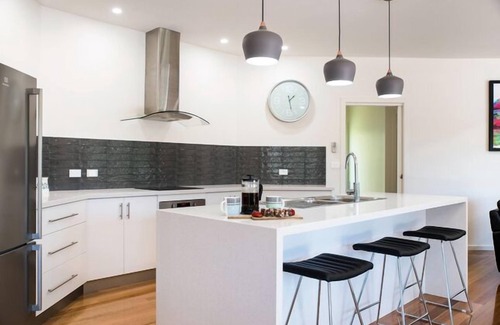 Halls Gap House | Golton in the Gap - Immerse yourself in the serenity of the Grampians landscape
