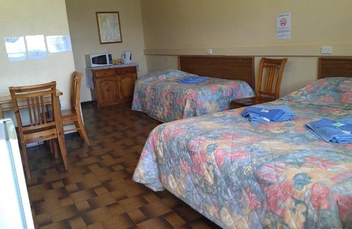 Goolgowi Hotel | Goolgowi Highway Motel