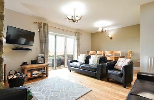 Bamburgh House | Goosander