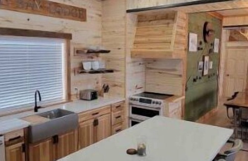 Island Park Cabin | Goose Bay Lodge