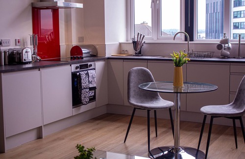 West Bromwich Apartment | Gorgeous 1 Bed Duplex Apartment- West Bromwich