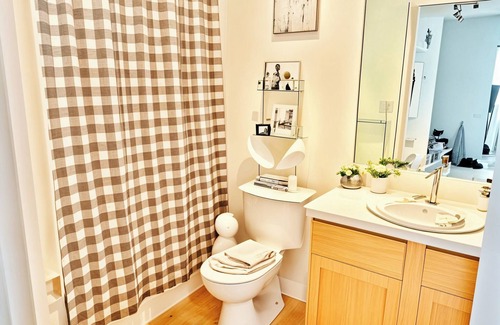 Norfolk Apartment | Gorgeous 2-bedroom apartment in Norfolk Pet Friendly