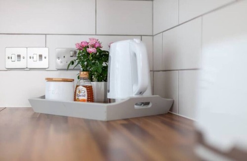 Stroud Green Apartment | Gorgeous 2BR flat w/priv Gdn, Crouch End