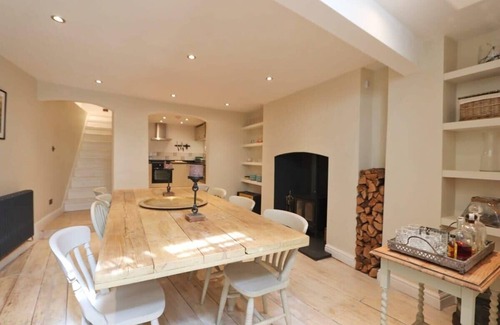 Clifton House | Gorgeous 3 Bedroom Town House In Clifton, Bristol