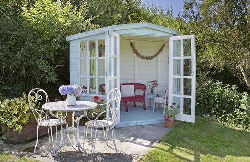 Hele Cottage | Gorgeous 3-bedroom family friendly cottage close to North Devon beaches