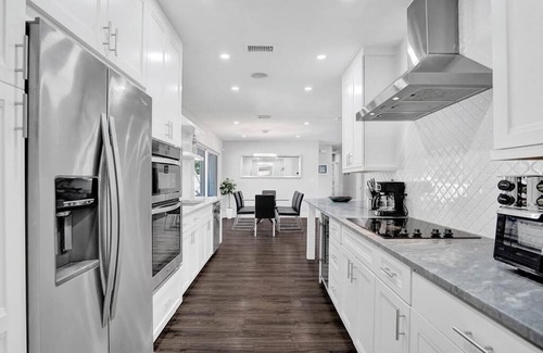 Deerfield Beach Villa | Gorgeous 4BR Brand new HTD Pool & Jacuzzi 1Mile