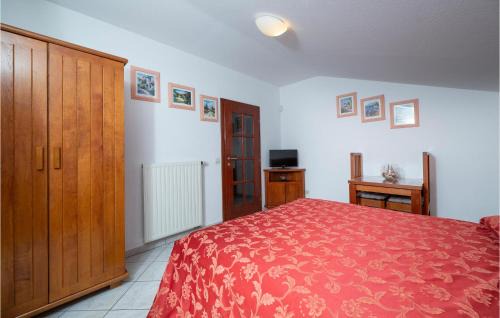 Pjescana Uvala Apartment | Gorgeous Apartment In Pjescana Uvala
