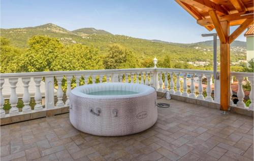 Hreljin Apartment | Gorgeous Apartment In Hreljin