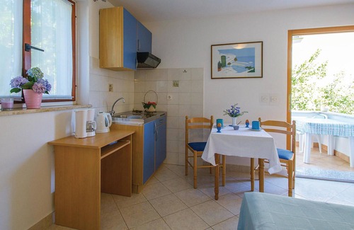 Rabac Apartment | Gorgeous apartment in Rabac with WiFi