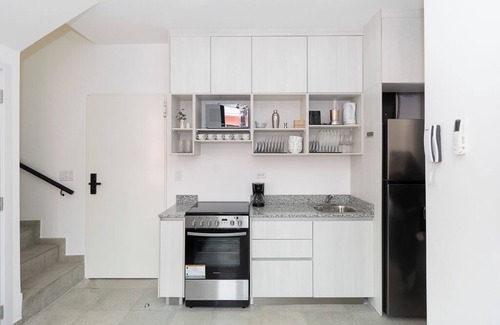 Santa Ana Apartment | Gorgeous Apt Studio with private rooftop in Santa Ana - Downtown property - Revitalizing in process