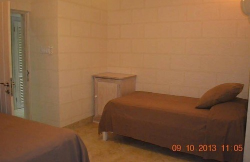 Gall Hill Villa | Gorgeous Beachfront Villa