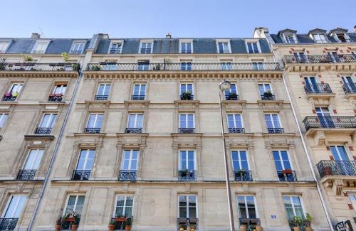 Saint-Vincent-de-Paul Apartment | Gorgeous, bright & large 1 BR near Montmartre