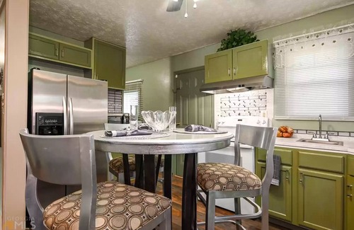 Athens Cottage | Gorgeous Cottage Near UGA