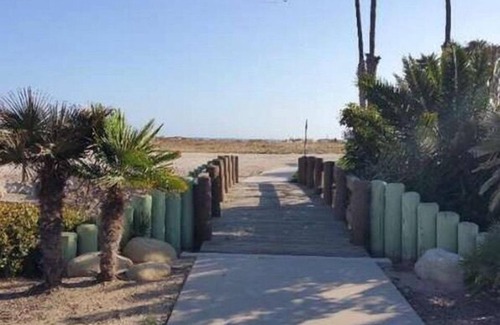 Port Hueneme Condo | Gorgeous Decorator Beach Condo - one facility entrance on the Beach