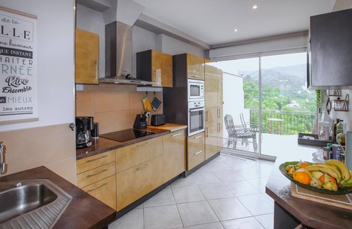 Antraigues-sur-Volane House | Gorgeous home in Antraigues sur Volane