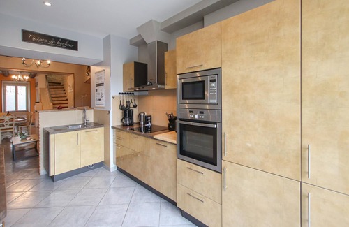 Antraigues-sur-Volane House | Gorgeous home in Antraigues sur Volane