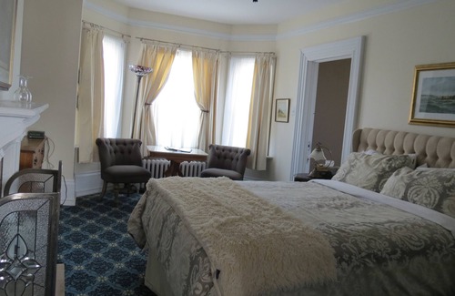 Downtown St. John's Bed & Breakfast | Gorgeous Heritage Inn with outstanding views of St.John's
