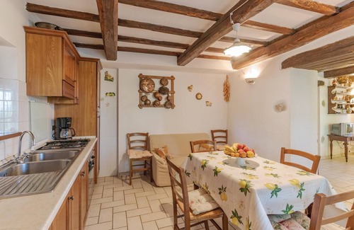 Castel del Piano House | Gorgeous home in Castel del Piano GR