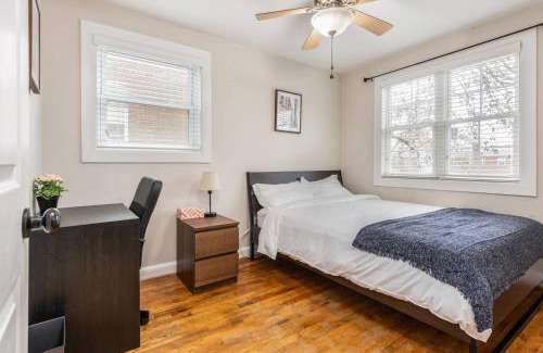 Potomac West House | Gorgeous Home 10 min to DC by CozySuites