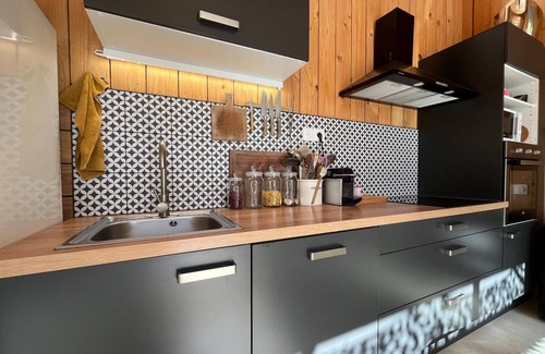 Salon-de-Provence House | Gorgeous home in Salon-de-Provence with WiFi