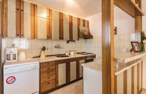 Manjadvorci House | Gorgeous home in Barban with kitchen