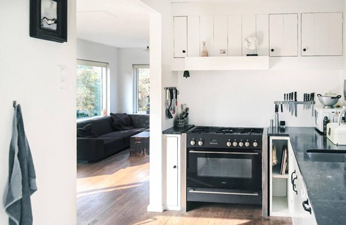 Bergen House | Gorgeous home in Bergen with WiFi