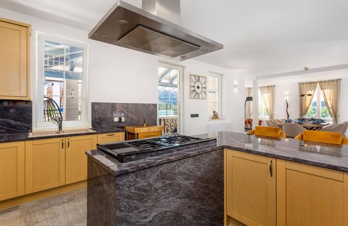 Cres House | Gorgeous home in Cres with kitchen