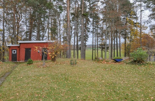 Hova House | Gorgeous home in Hova with WiFi
